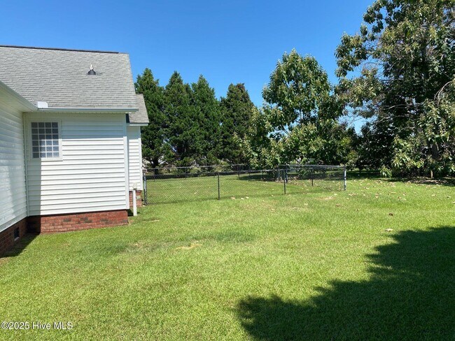 Foto del edificio - 1149 Stone Creek Dr
