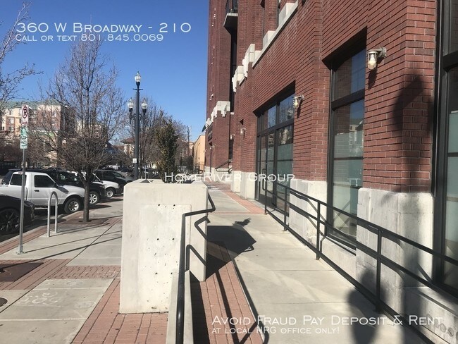 Foto del edificio - 360 Broadway