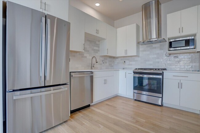 Foto del edificio - 1438 Little Raven St