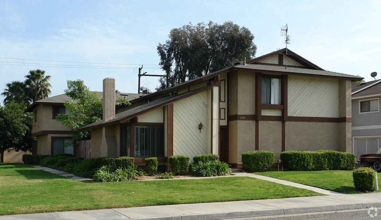 Building Photo - HISTORIC DOWNTOWN 4PLEX IN RIVERSIDE