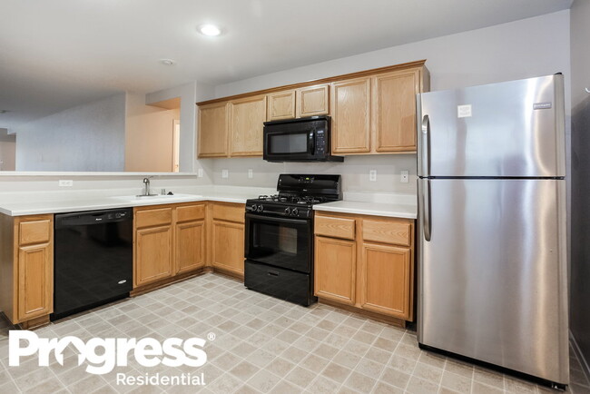 Building Photo - 8595 Shady Pines Dr
