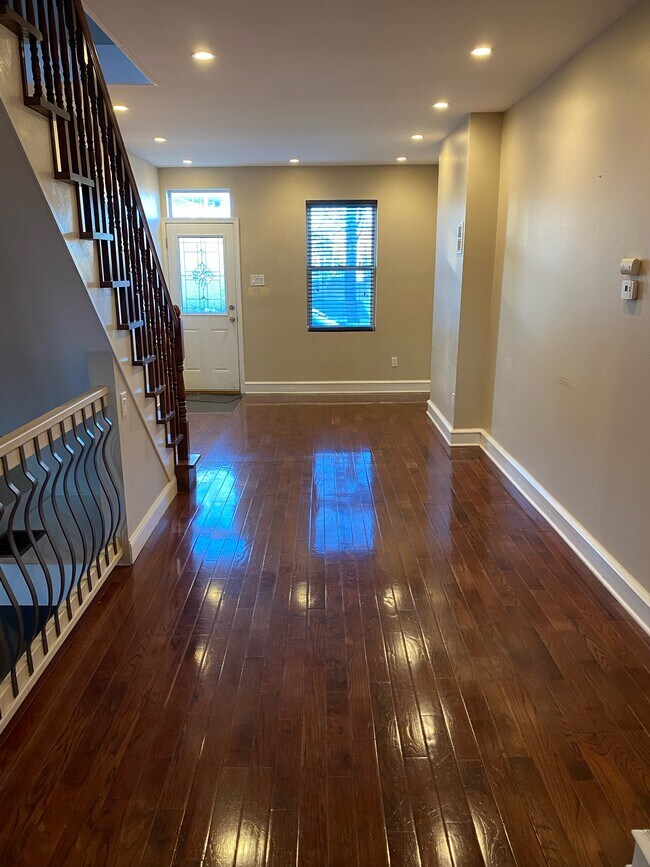 Foto del edificio - 4128 Ludlow St