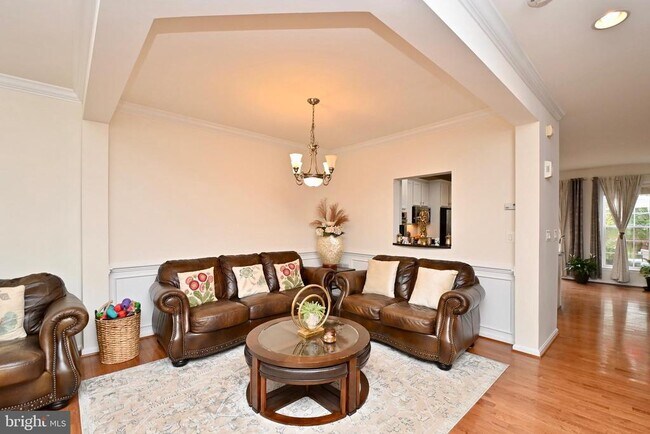 Foto del edificio - 8240 Gunston Commons Way