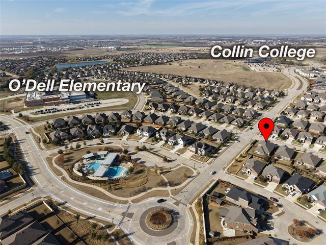 Building Photo - 1001 Berry St