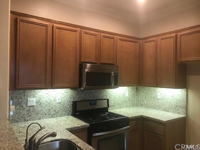 Foto del edificio - 2282 Clark Dr
