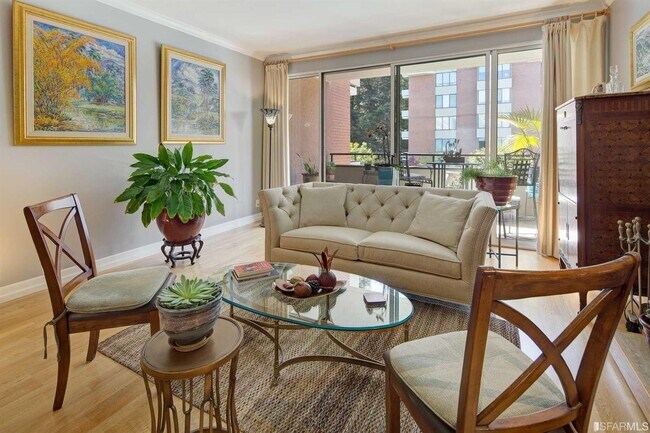 Building Photo - 101 Lombard St