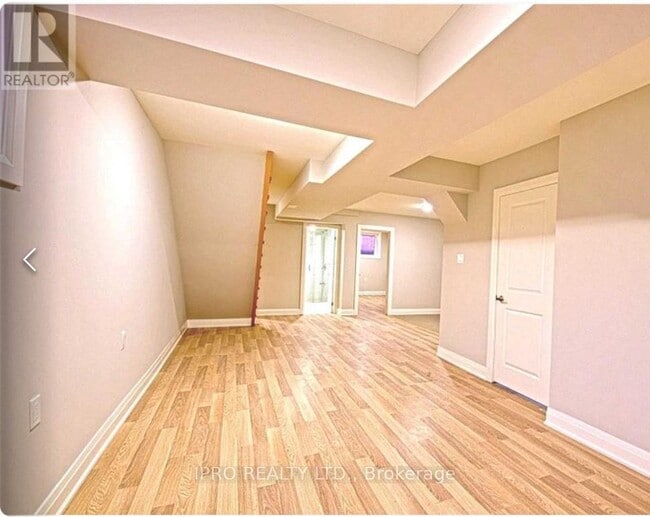 Building Photo - 452 Midland Ave