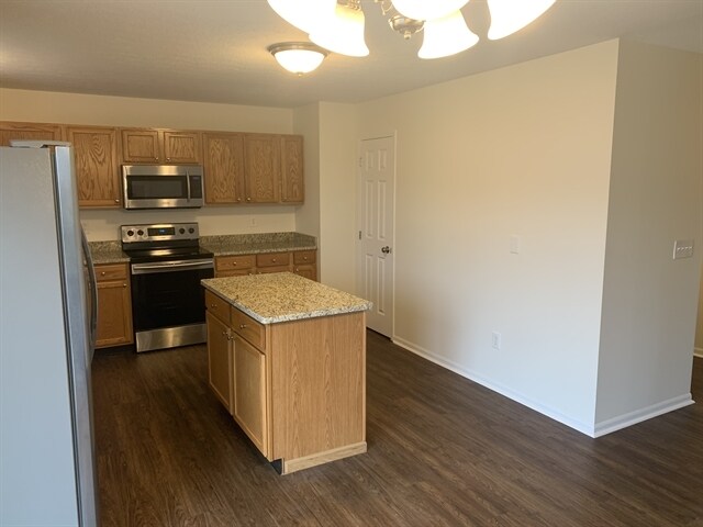 Building Photo - 5605 Stevens Dr