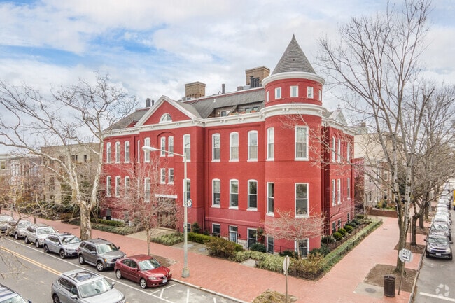 The Logan School Condominium