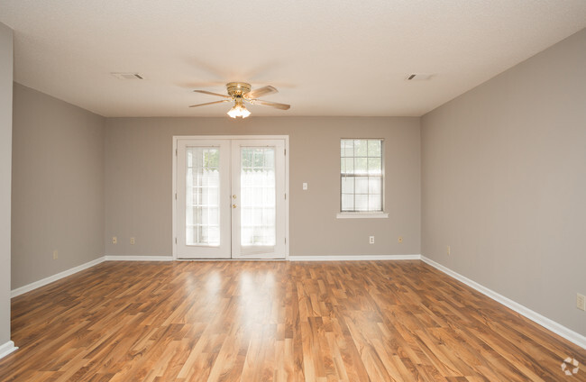 Interior Photo - St. James Apartments