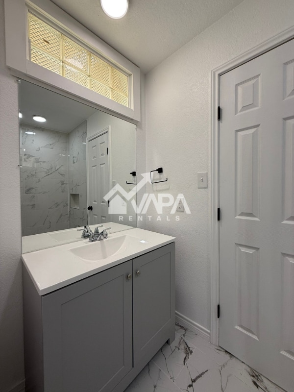 Building Photo - 4558 Los Ranchitos St