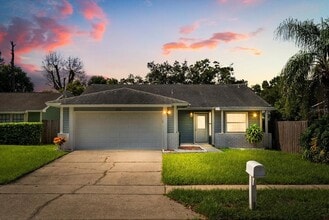 Building Photo - 8110 Canyon Oak Ln