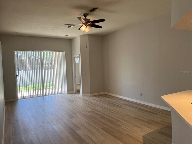 Foto del edificio - 2710 Brookville Dr