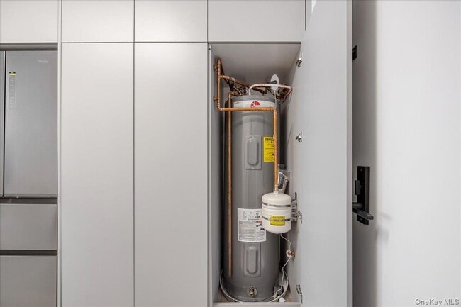 Foto del edificio - 8 Chester Ave