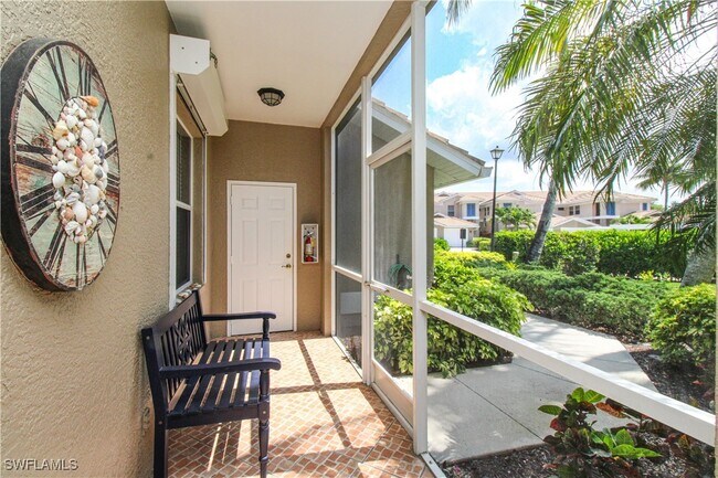 Foto del edificio - 817 Carrick Bend Cir