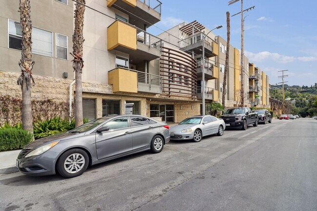 Foto del edificio - 4170 Fair Ave