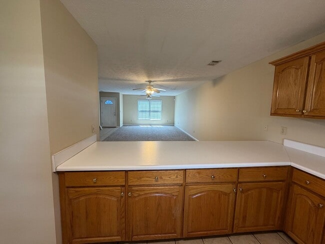 Building Photo - 147 Harmon Dr
