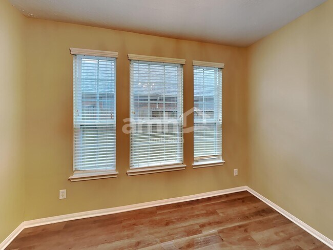Building Photo - 5718 Emerald Brook Ln