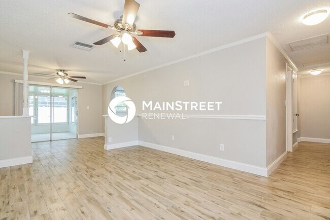 Foto del edificio - 3 Bedroom Pet-Friendly Home in Brandon, FL with Main Street Renewal