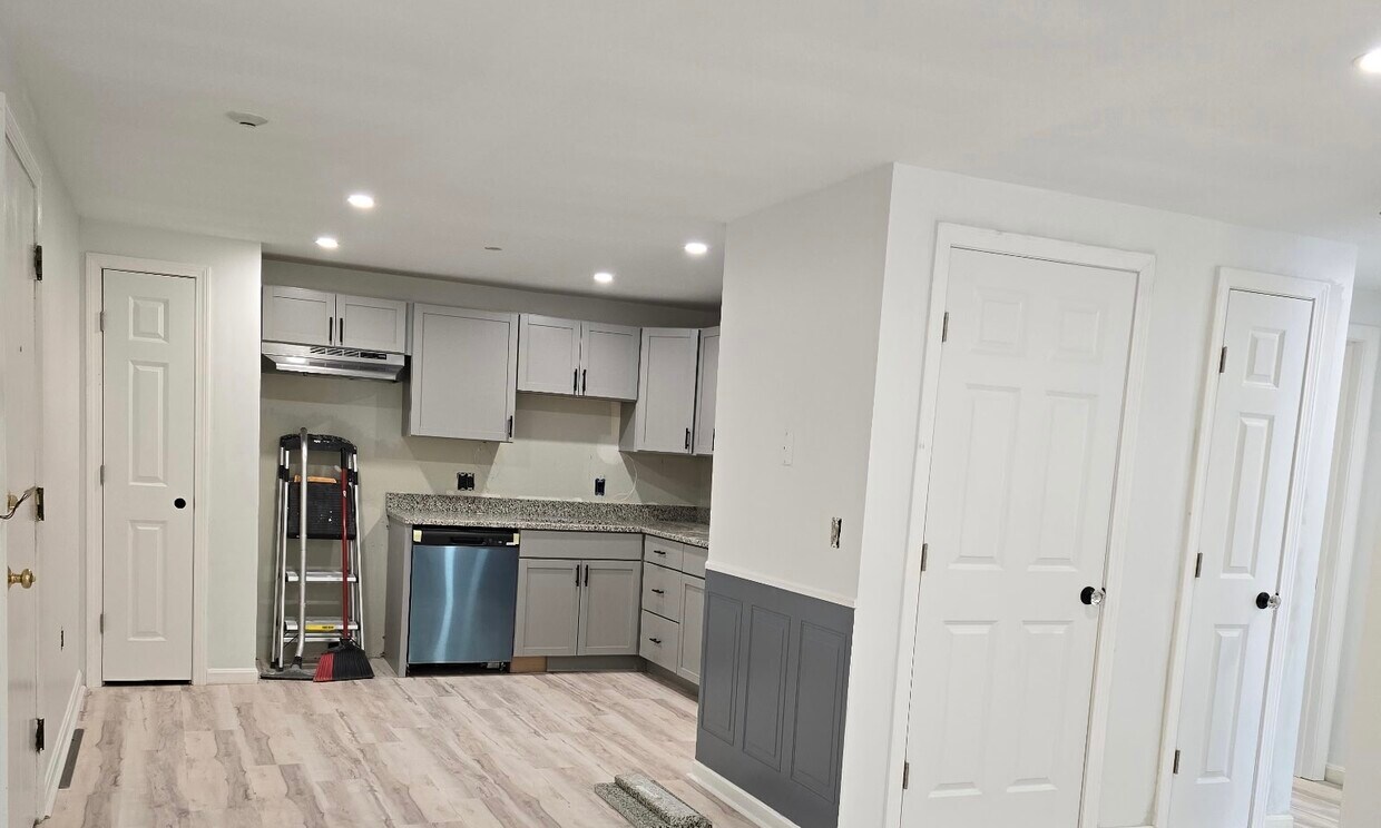 Foto principal - 2200 White Cedar Blvd