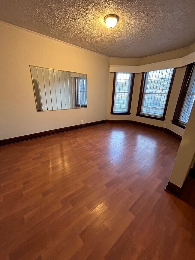 Foto del edificio - 5734 S Ada St