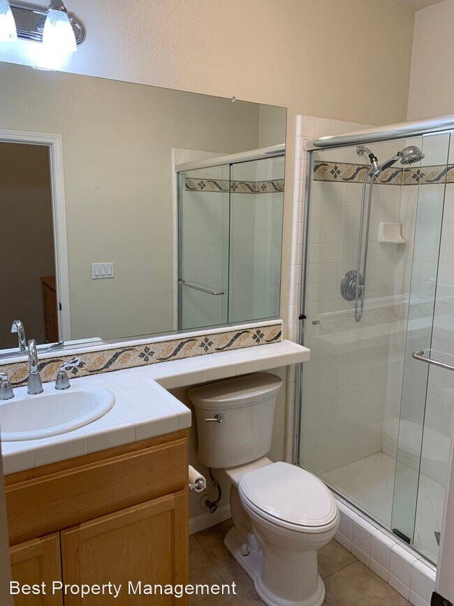 Building Photo - 4 br, 3 bath House - 2637 Presidio Dr