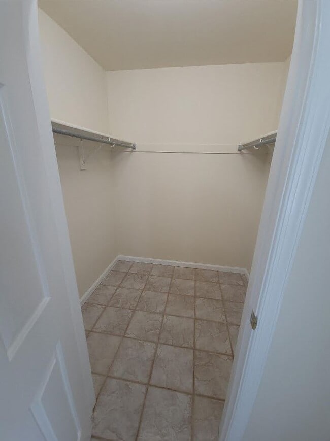 Building Photo - 499 Upland St