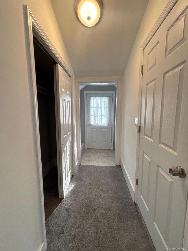 Foto del edificio - 36 Edwin Ct