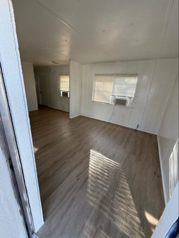 Building Photo - 215 Weeks Rd