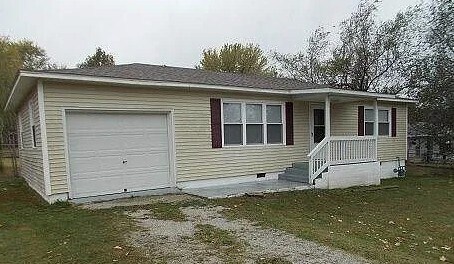 Foto del edificio - 108 W Garner St