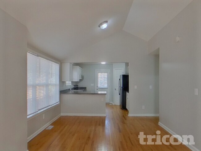 Foto del edificio - 125 St Andrews Pl Dr