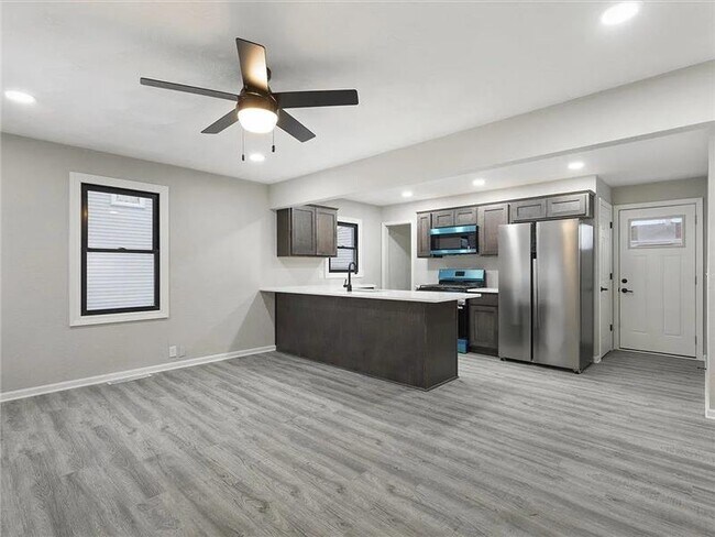 Foto del edificio - 3437 Southworth Ct