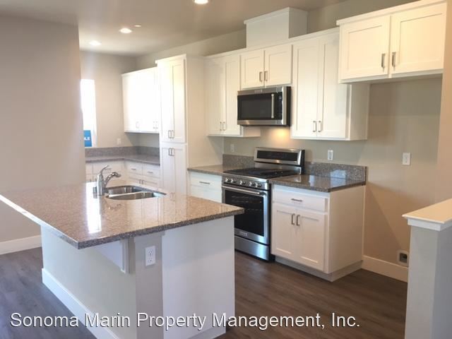 Foto principal - 3 br, 3.5 bath House - 686 E Cotati Avenue