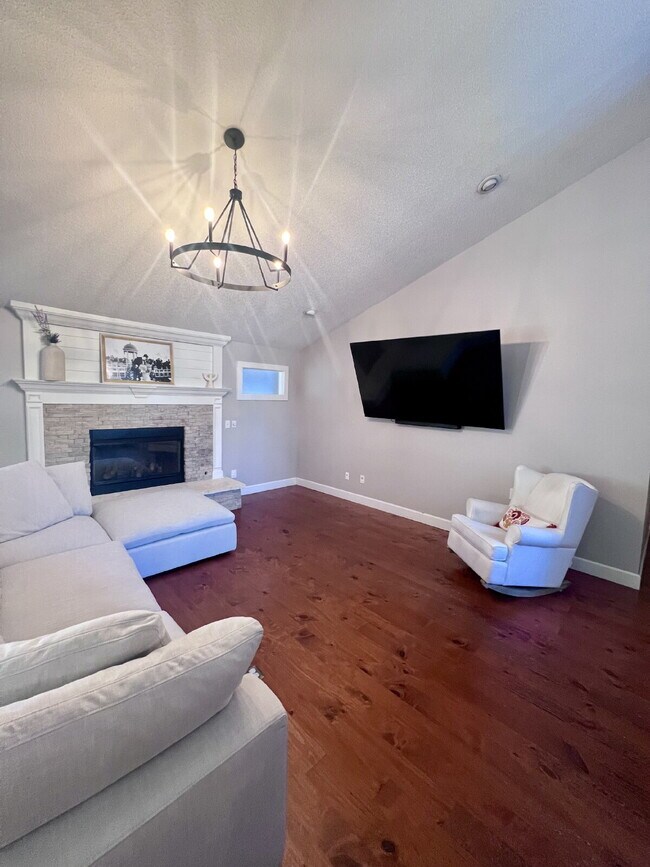 Foto del edificio - 101 Hands Cove Ln