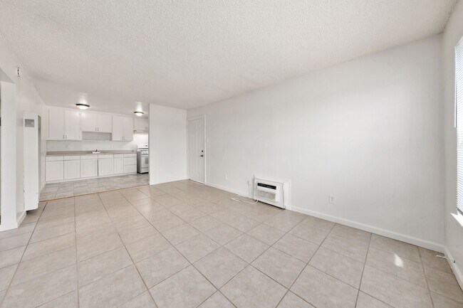 Foto del edificio - Newly renovated 2 bedroom 1 bath unit in R...