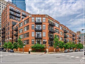 Building Photo - 333 W Hubbard St