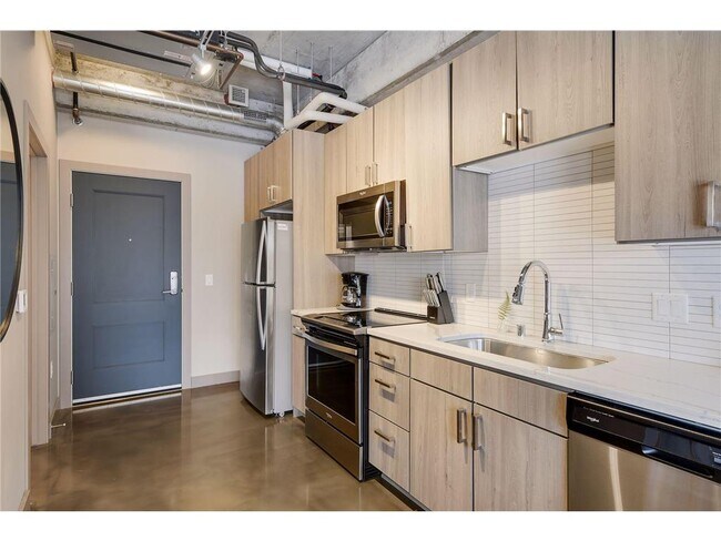 Foto del edificio - 728 N 3rd St