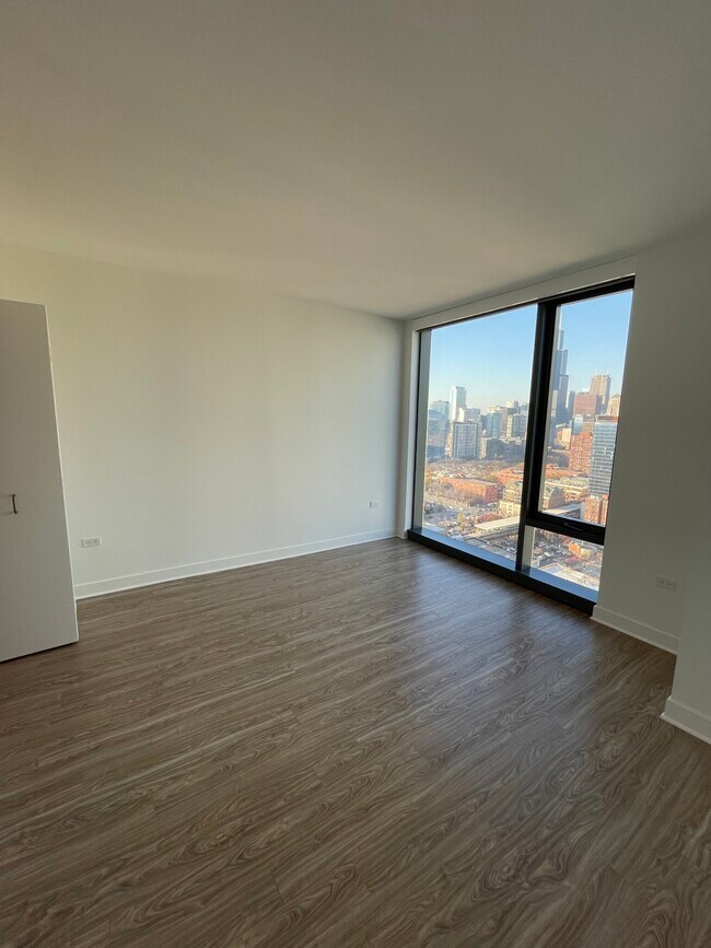 Foto del edificio - 1335 S Michigan Ave