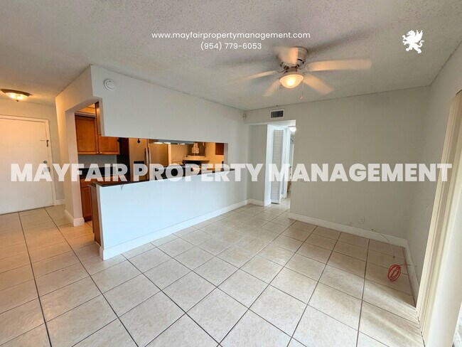 Foto del edificio - 4469 Treehouse Ln