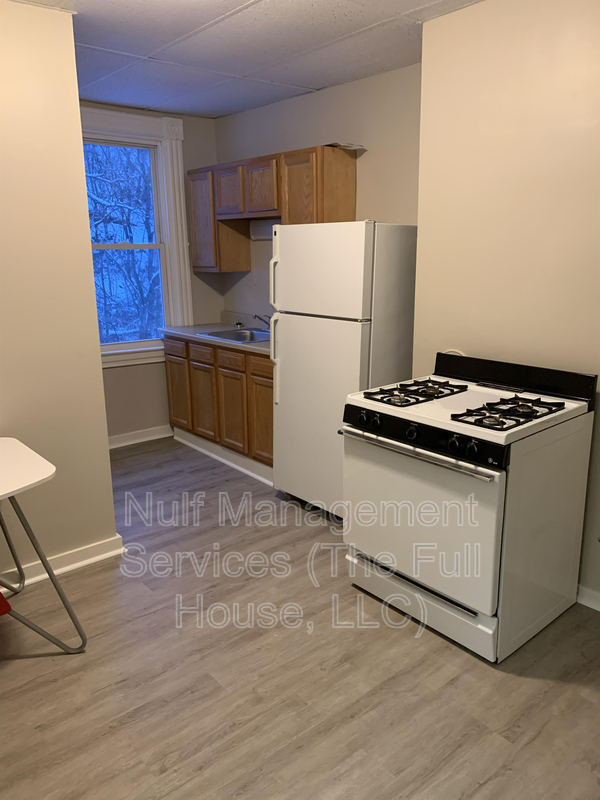 Foto del edificio - 2600-2602 Spring Garden Ave