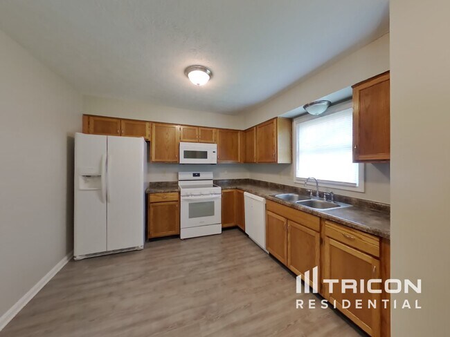 Building Photo - 3149 Sextant Dr