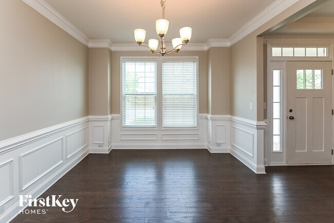 Building Photo - 9725 Rayneridge Drive