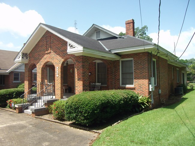 224 - 230 S Capitol Pky