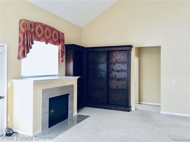 Building Photo - 3817 Winding Brook Cir