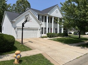 Building Photo - 226 Windy Acres Estates Dr
