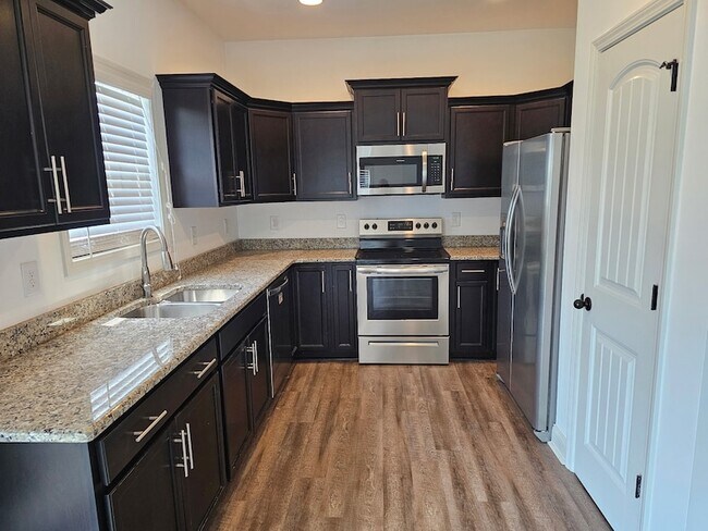Foto del edificio - 407 Preakness Cir