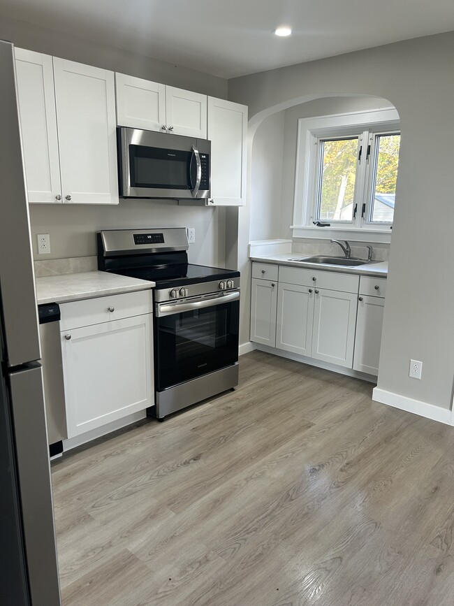 Foto del edificio - 164 Rabideau St