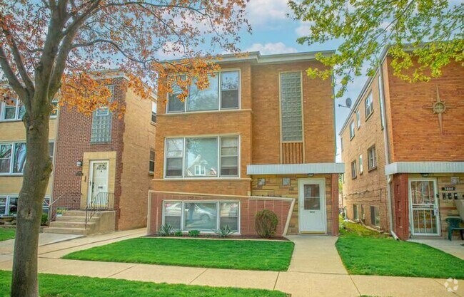 Building Photo - 3602 Clarence Ave
