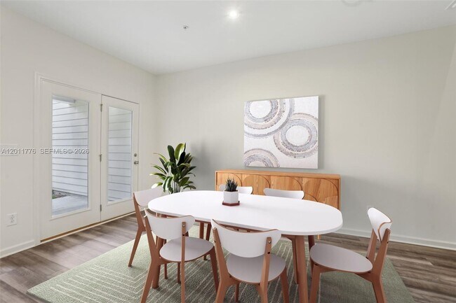 Building Photo - 2571 Grey Hawk Dr