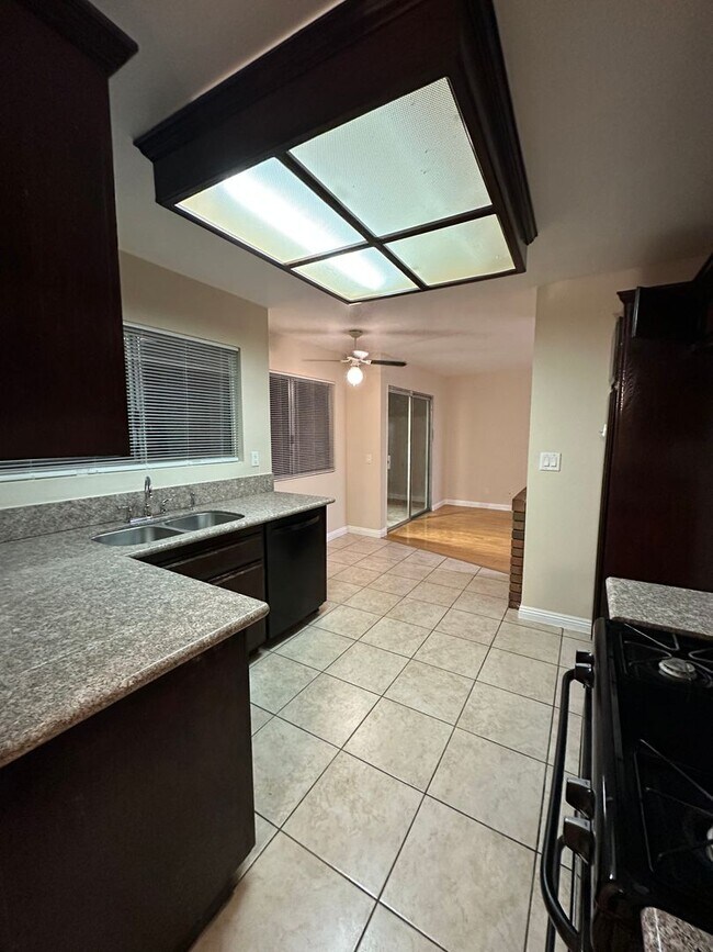 Foto del edificio - 4bd/2.5ba Home - Moreno Valley
